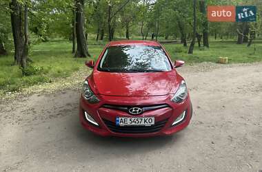 Хэтчбек Hyundai i30 2012 в 