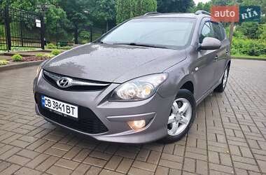 Универсал Hyundai i30 2012 в Прилуках