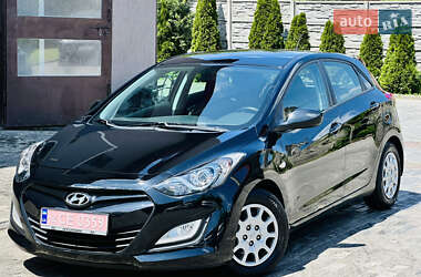 Хэтчбек Hyundai i30 2013 в Львове