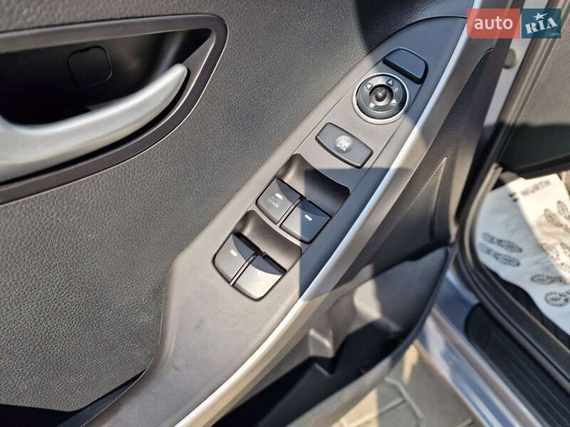 Хетчбек Hyundai i30 2014 в Одесі
