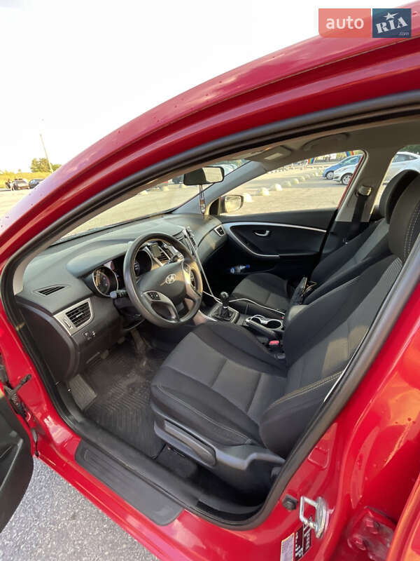 Хетчбек Hyundai i30 2012 в Запоріжжі фото 7 Хетчбек Hyundai i30 2012 в Запоріжжі