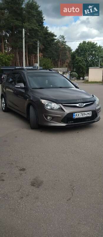 Универсал Hyundai i30 2012 в 