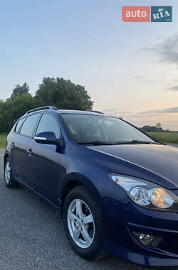 Универсал Hyundai i30 2010 в Харькове