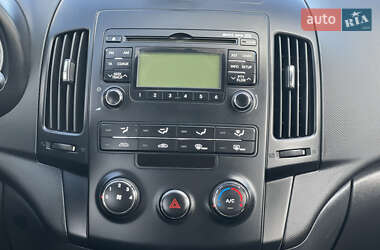 Универсал Hyundai i30 2009 в 