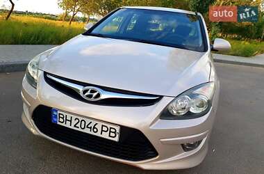 Хэтчбек Hyundai i30 2010 в Николаеве