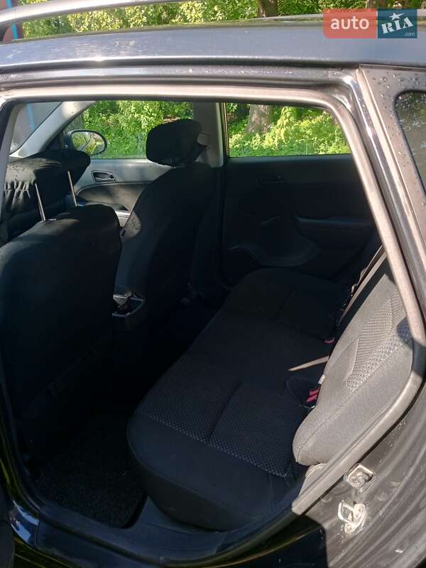 Хэтчбек Hyundai i30 2010 в Барановке