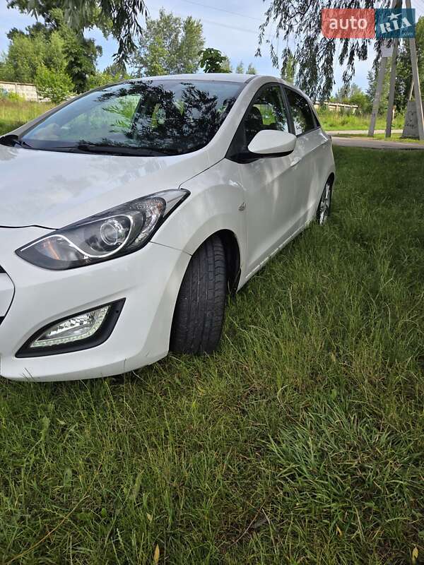 Хэтчбек Hyundai i30 2014 в Киеве