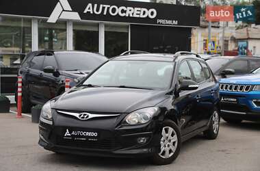 Универсал Hyundai i30 2011 в Харькове