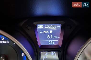Хетчбек Hyundai i30 2013 в 