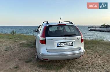Универсал Hyundai i30 2009 в 