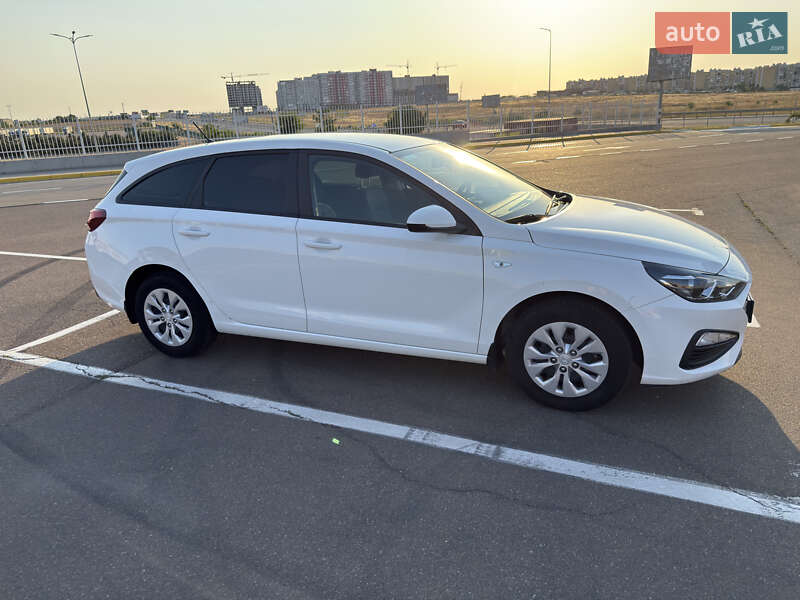 Hyundai i30 2023