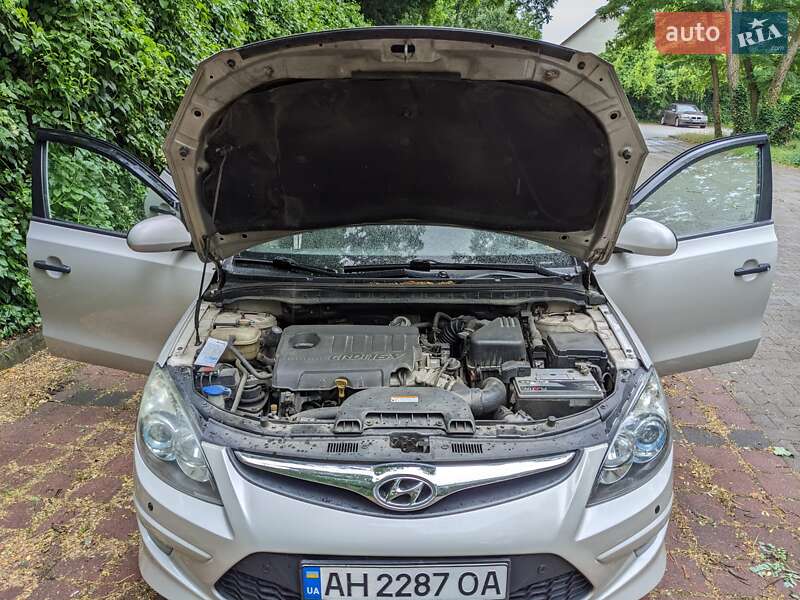 Хетчбек Hyundai i30 2011 в Києві