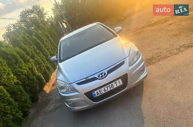 Хэтчбек Hyundai i30 2008 в 