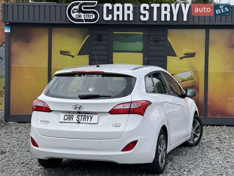 Универсал Hyundai i30 2016 в Стрые