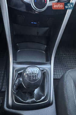Универсал Hyundai i30 2013 в 