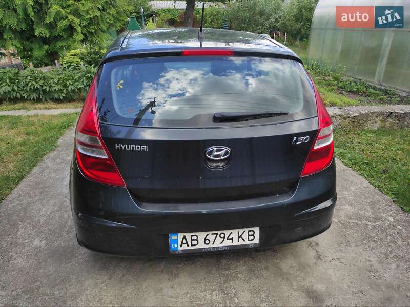Хэтчбек Hyundai i30 2009 в Виннице