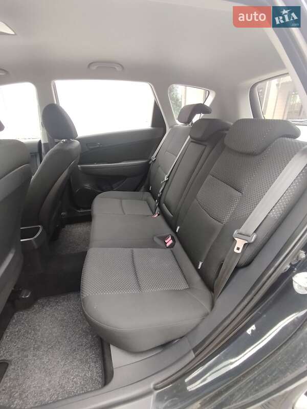 Универсал Hyundai i30 2009 в Луцке