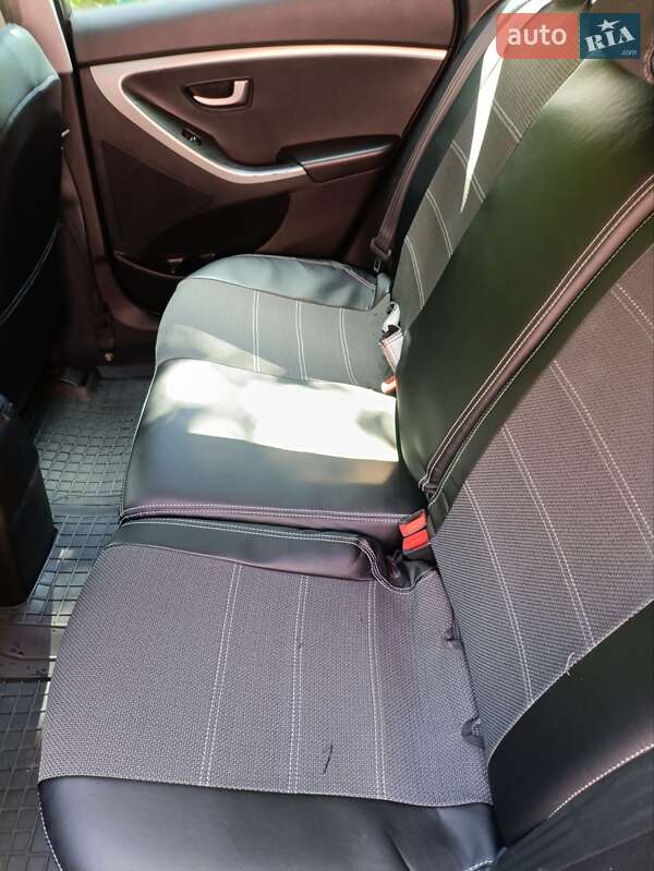 Хэтчбек Hyundai i30 2013 в Киеве