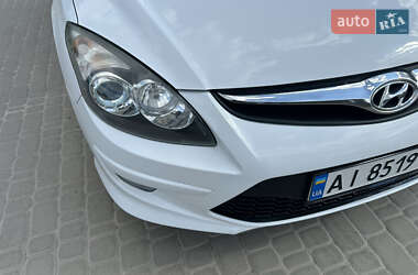 Хэтчбек Hyundai i30 2010 в 