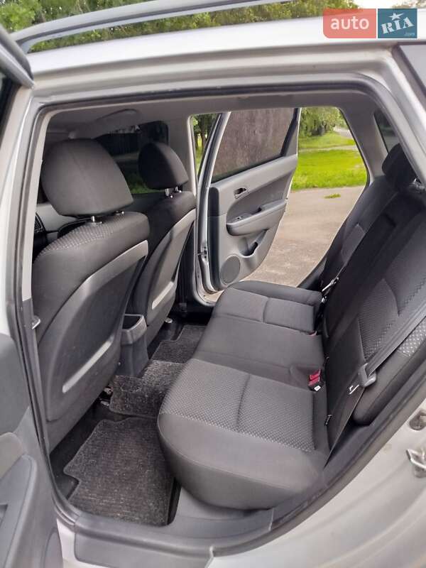Универсал Hyundai i30 2009 в Конотопе