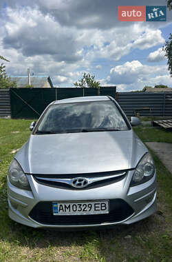 Хетчбек Hyundai i30 2011 в Житомирі