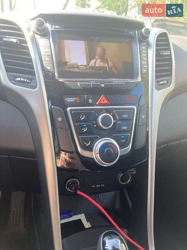 Хэтчбек Hyundai i30 2012 в Киеве