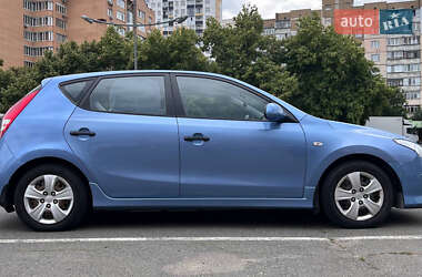 Універсал Hyundai i30 2011 в 