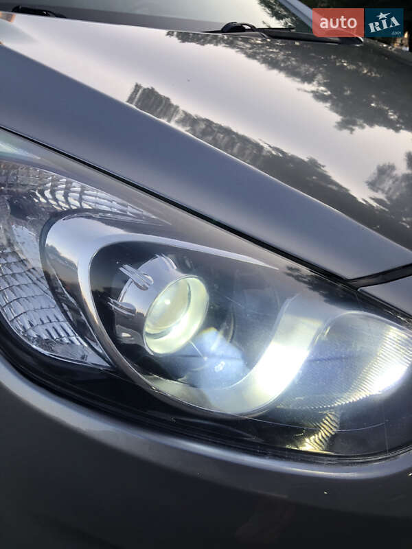 Хэтчбек Hyundai i30 2012 в Запорожье