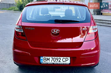 Хэтчбек Hyundai i30 2008 в 