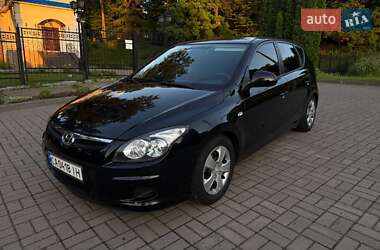 Хетчбек Hyundai i30 2009 в Прилуках