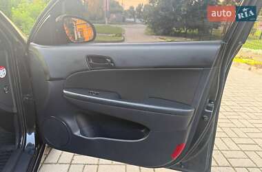 Хэтчбек Hyundai i30 2009 в 