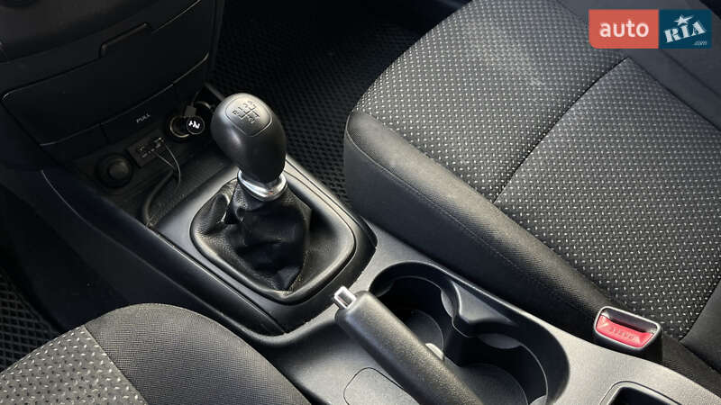 Хэтчбек Hyundai i30 2011 в Одессе
