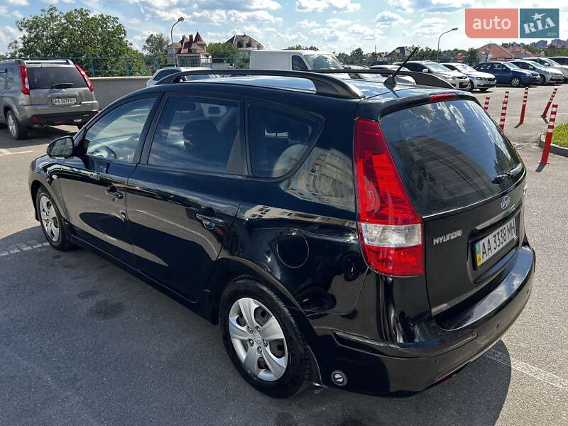 Универсал Hyundai i30 2012 в Киеве