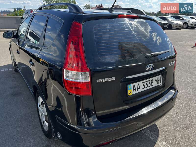 Универсал Hyundai i30 2012 в Киеве