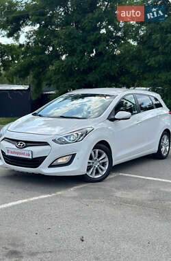 Универсал Hyundai i30 2013 в 