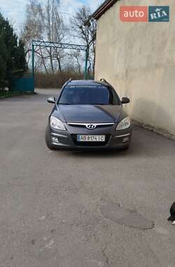 Универсал Hyundai i30 2009 в Хмельнике