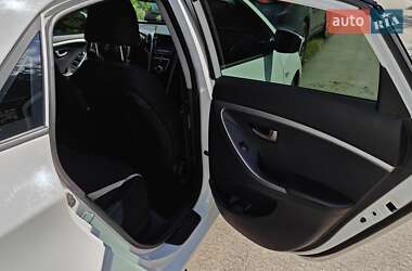 Хетчбек Hyundai i30 2012 в 
