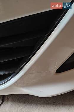 Хетчбек Hyundai i30 2012 в 