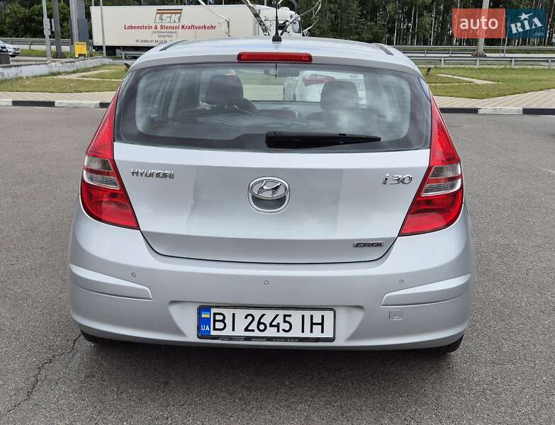 Хэтчбек Hyundai i30 2007 в Киеве