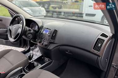 Универсал Hyundai i30 2012 в 