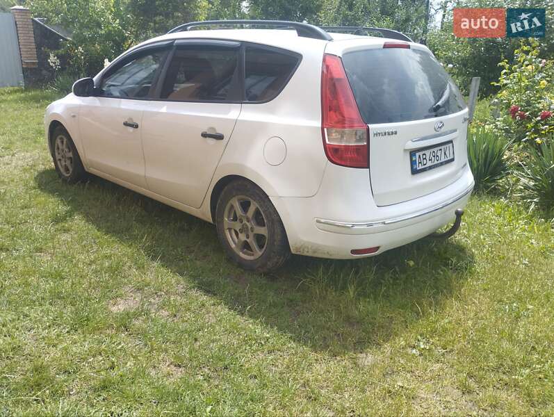Универсал Hyundai i30 2010 в Виннице