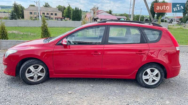 Универсал Hyundai i30 2010 в Хмельницком фото 2 Универсал Hyundai i30 2010 в Хмельницком