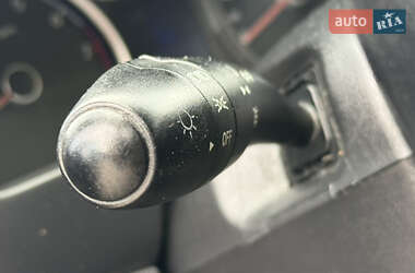 Хэтчбек Hyundai i30 2011 в 