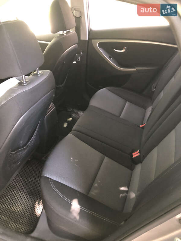 Хэтчбек Hyundai i30 2012 в Запорожье