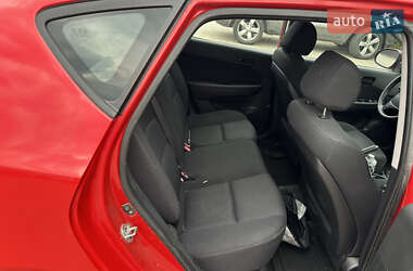 Хэтчбек Hyundai i30 2008 в 