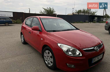Хэтчбек Hyundai i30 2008 в 