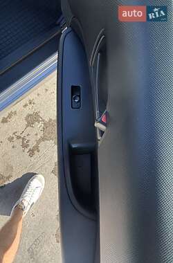 Хэтчбек Hyundai i30 2011 в 