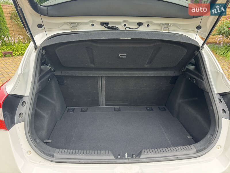 Хэтчбек Hyundai i30 2015 в Бердичеве