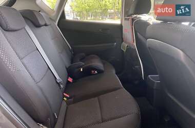 Хэтчбек Hyundai i30 2011 в 
