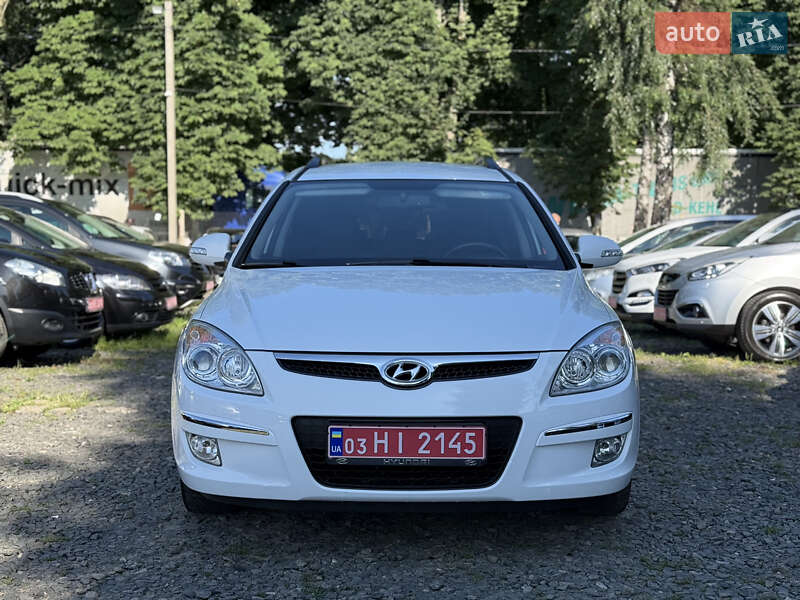 Универсал Hyundai i30 2008 в Луцке